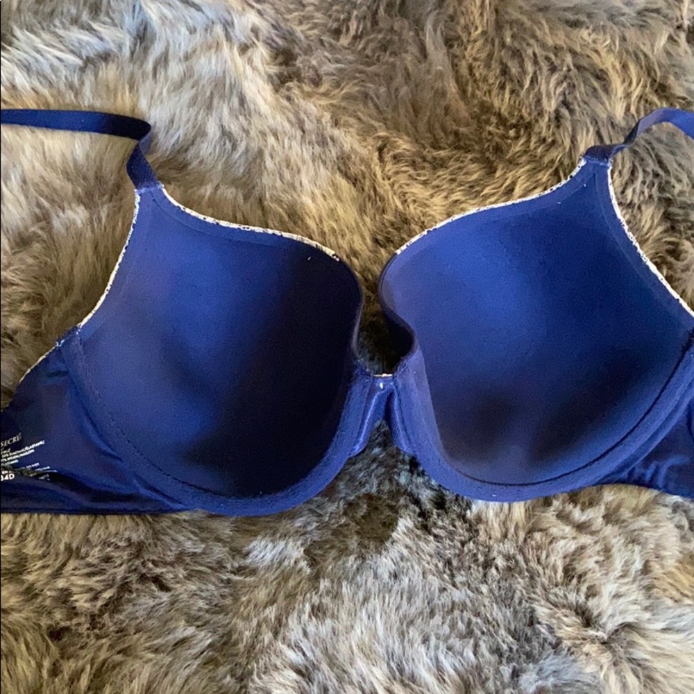 Victoria’s Secret Lined Demi Bra - Picture 3 of 6